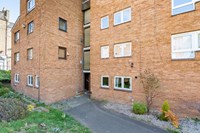 22 Kinghorne Court, Dundee DD3 6NZ
