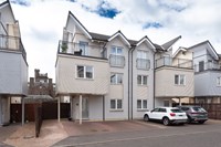 74 Clement Park Place, Dundee DD2 3JN