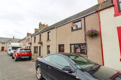 3 The Square, Letham DD8 2PZ