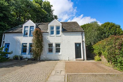 2 The Old Steading, Tannadice DD8 3TD