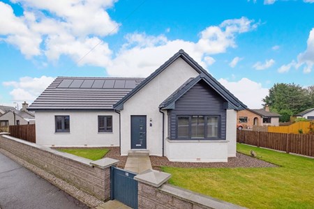 6D Dundee Street, Letham DD8 2PQ