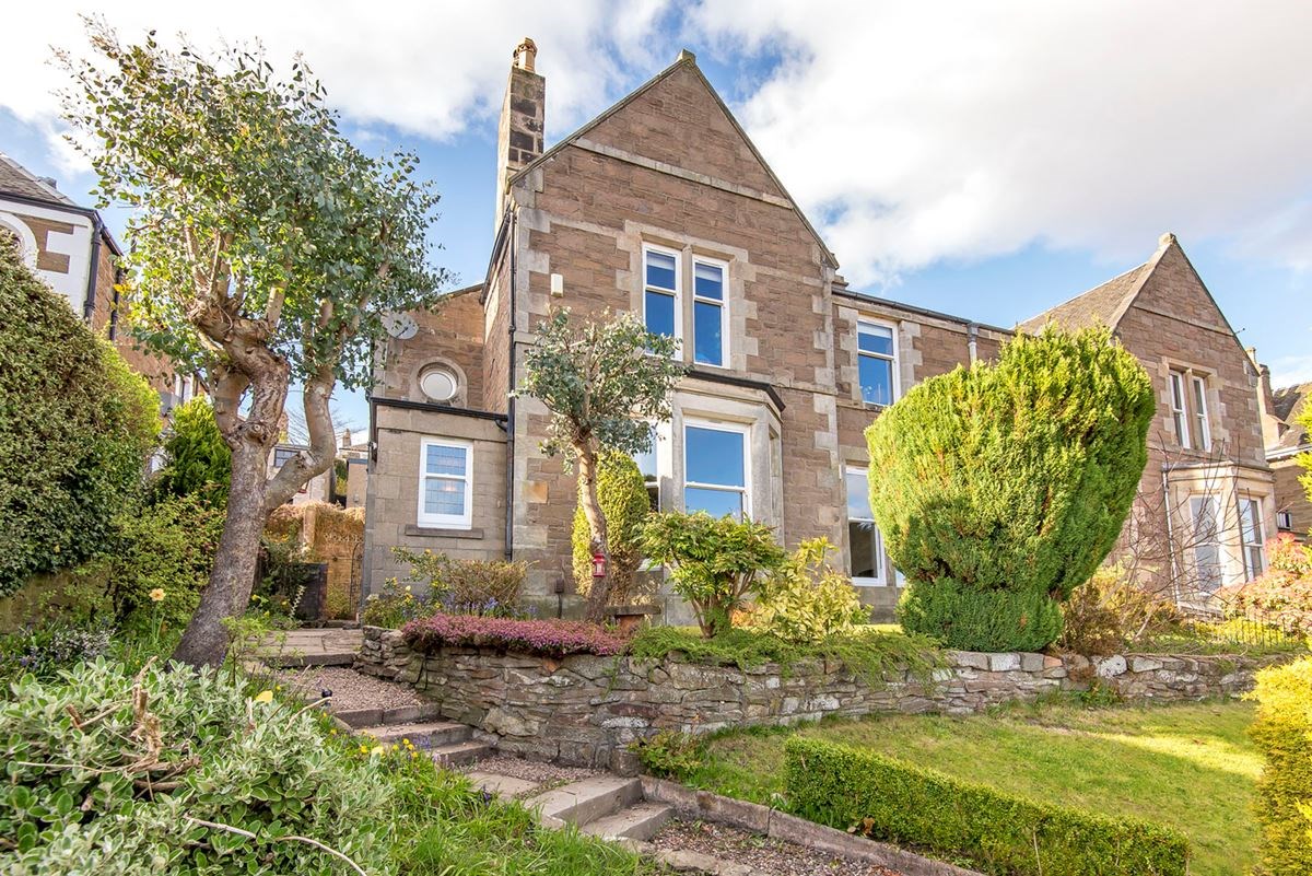 3 Bed Divided Villa in Dundee Offers Over £245,000 15 Albany Terrace