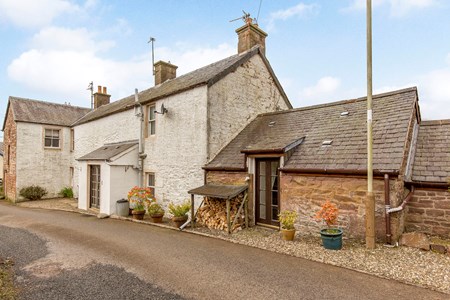 2 Manse Lane, Tannadice, Forfar DD8 3TA