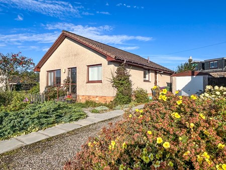 87 Dundee Road, Letham DD8 2PP