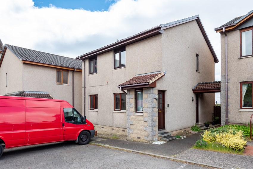 19 Hazelton Way Broughty Ferry