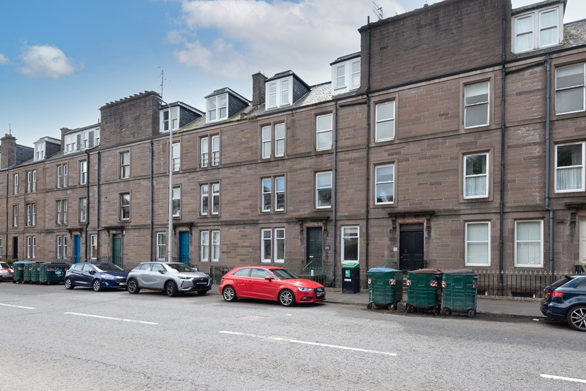 Flat 3/2 378 Perth Road