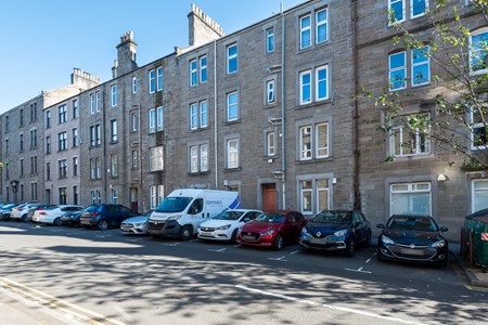 43c Baldovan Terrace, Dundee DD4 6NJ