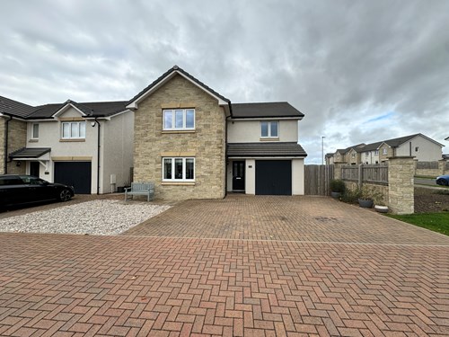 Exterior of 32 Dighty Street, Monifieth, DD5 4UG