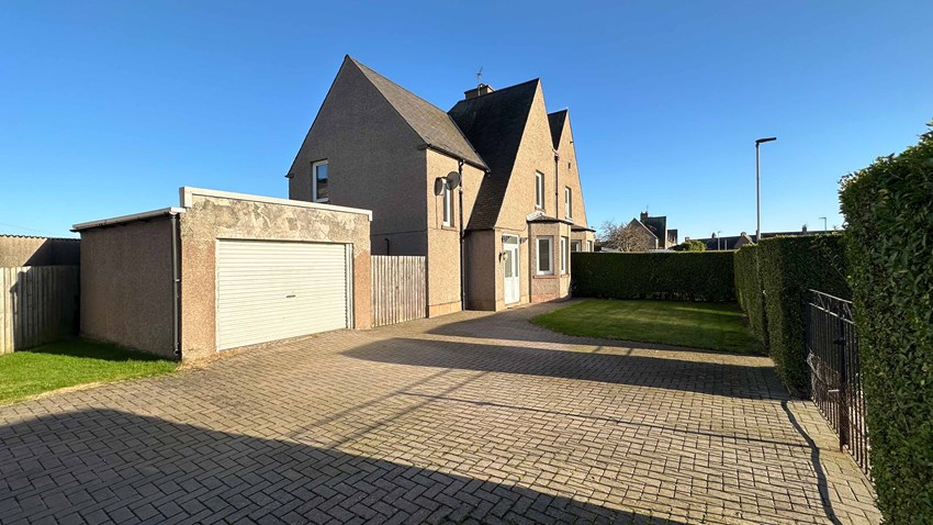 53 Horologe Hill Arbroath