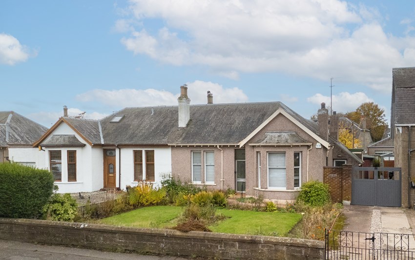 372 Strathmartine Road Dundee