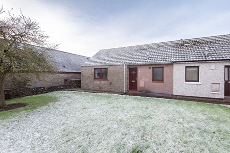 10 Mid Row, Lunanhead DD8 3NX