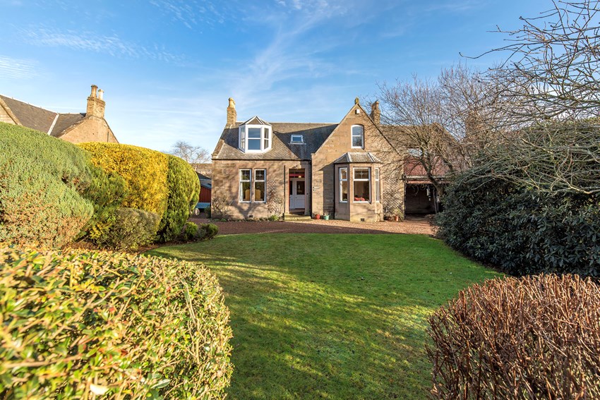 15 Carlogie Road Carnoustie