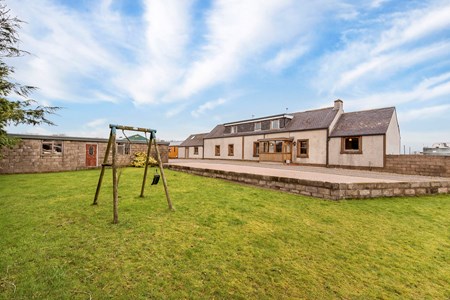 Knowes Farmhouse, Arbroath DD11 3SA