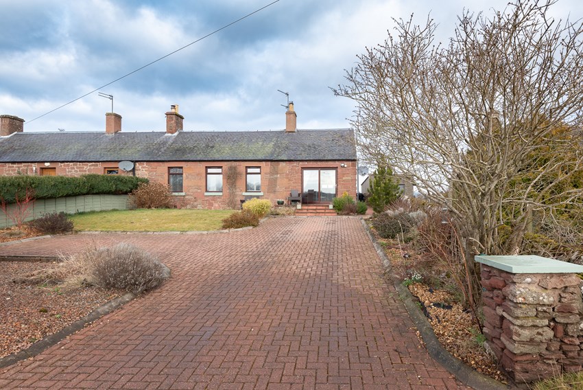 Ferndene Murthill Mains Farm Cottage