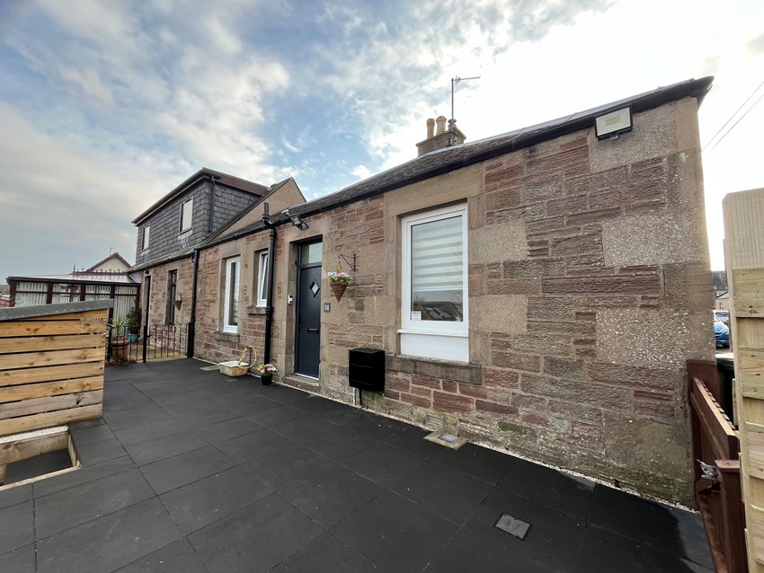 14 Roberts Street North Forfar