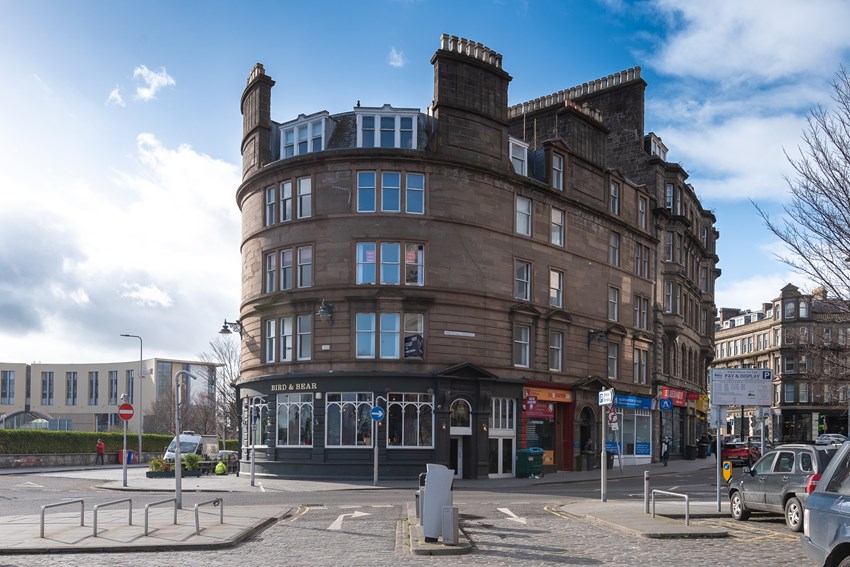 4/M 6 Whitehall Crescent