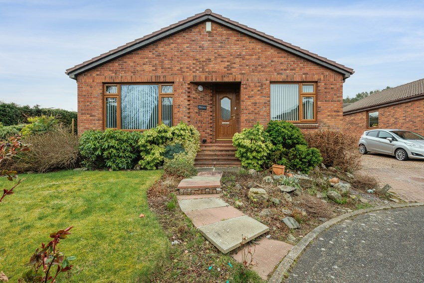 8 Maviscroft Forfar