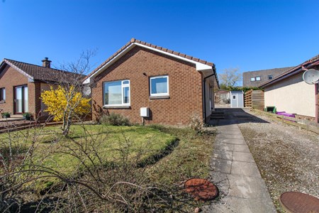 1 Netherton Gardens, Westmuir, Kirriemuir DD8 5LE