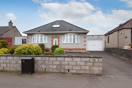 16 Charleston Drive, Dundee DD2 2EY