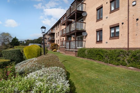 Flat 19 Taypark, 30 Dundee Road, Broughty Ferry DD5 1LX