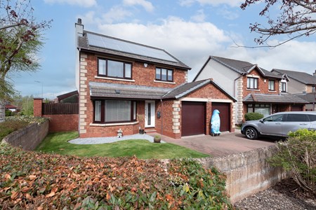 17 Arbuthnott Loan, Broughty Ferry DD5 3TN