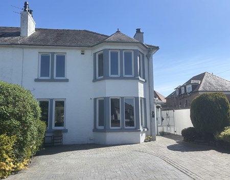 49 Old Glamis Road, Dundee DD3 8JJ
