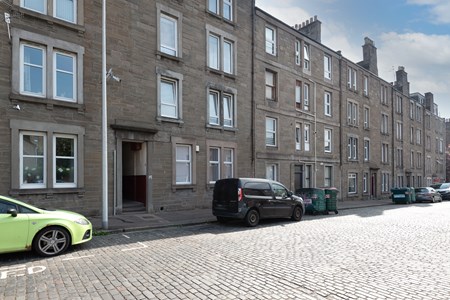 G/R, 19 Morgan Street DD4 6QD