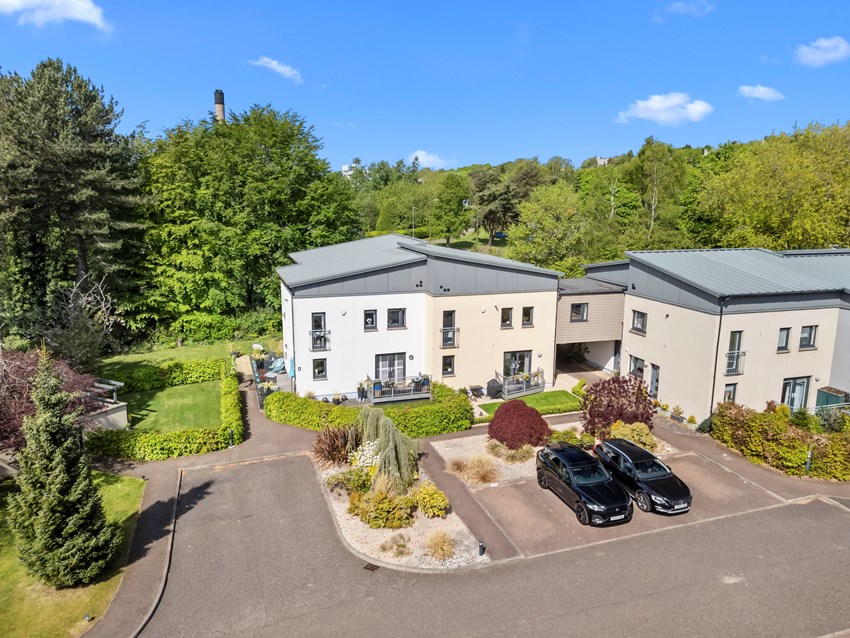 34 Glamis Gardens Dundee