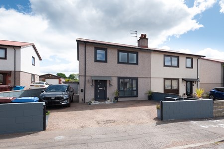 7 Blantyre Place, Dundee DD3 8RW