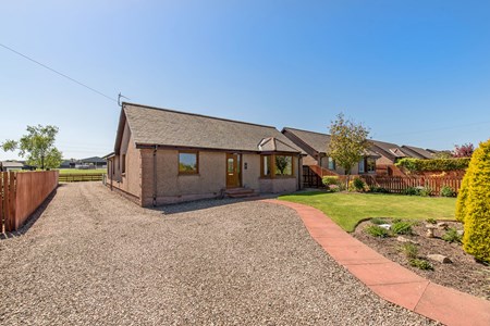 15 Burnhead Terrace, Redford DD11 2RB