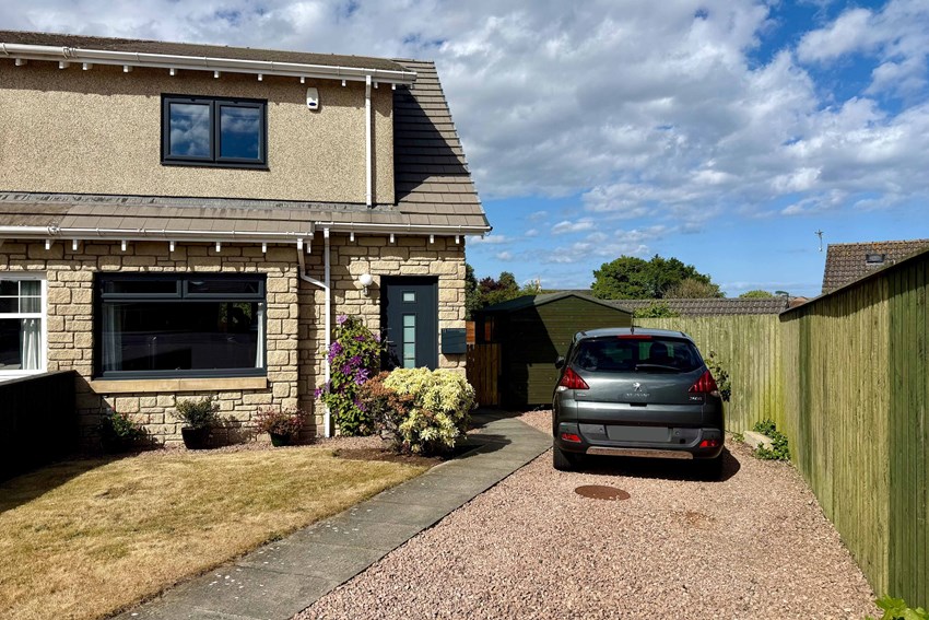 11 Parkview Gardens Arbroath