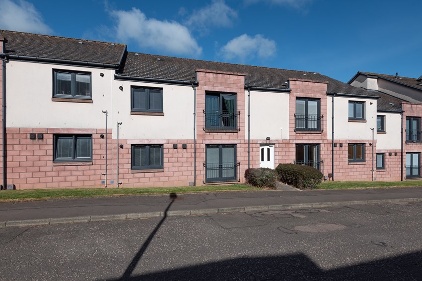 76 Cairnie Loan Arbroath
