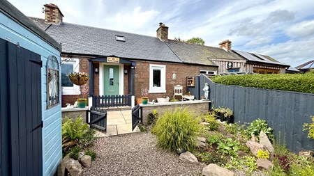 14 Mid Row, Maryton DD8 5PW