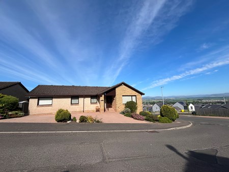 2 Balmashanner Place, Forfar DD8 1PE