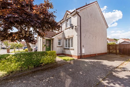 4 Clattowoods Place, Dundee DD3 9SE