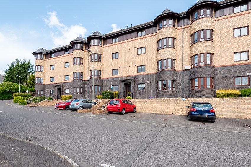 18 Carmichael Court Dundee