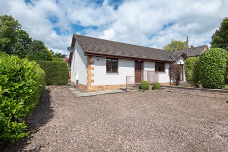 11 Barns of Claverhouse Road, Dundee DD4 9RP