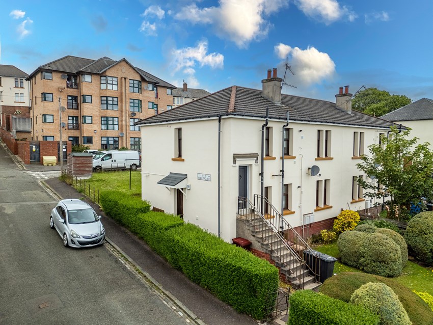 9 Stirling Avenue Dundee