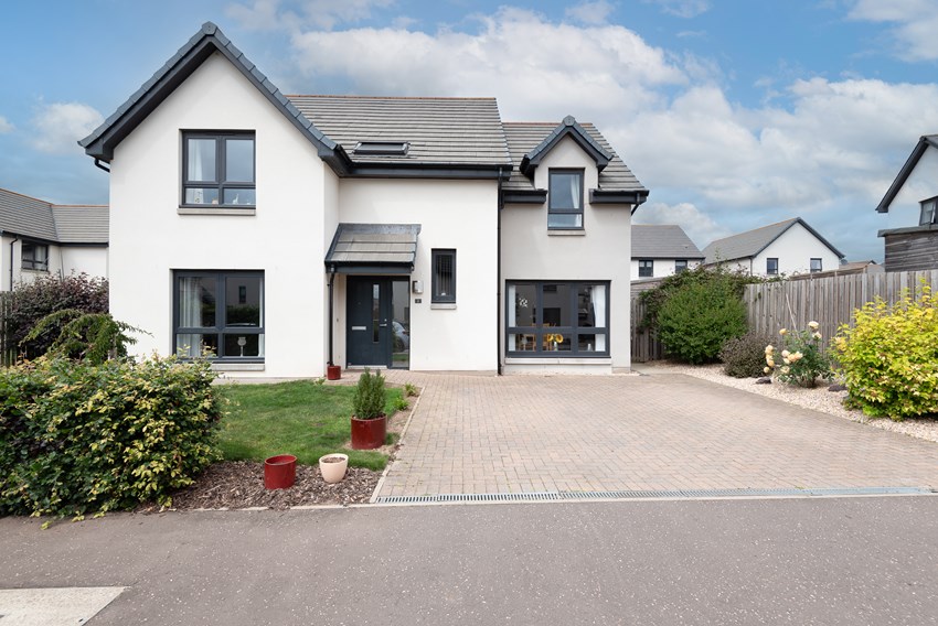 2 Strathgray Road Dundee