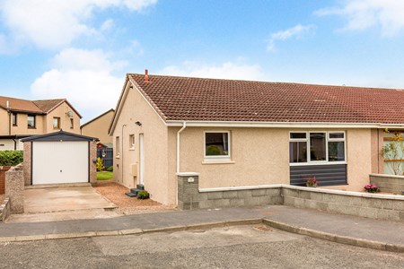 7 Brothock Gardens, Dundee DD4 7UP