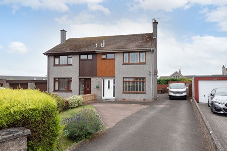38 Edzell Street, Broughty Ferry DD5 3JJ