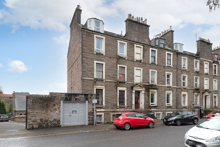 Flat 2/2, 5 Dudhope Street DD1 1JZ