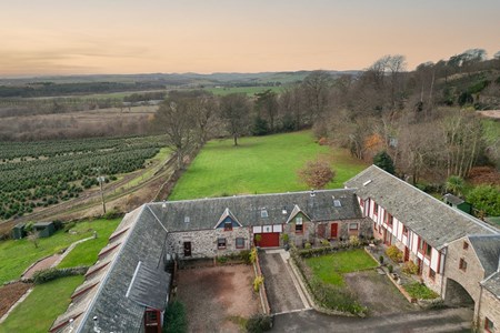 3, Balbeuchley Steading DD3 0QX