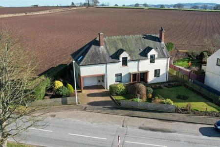 8 Checkiefield Cottages, Ballinshoe, Kirriemuir DD8 5QD