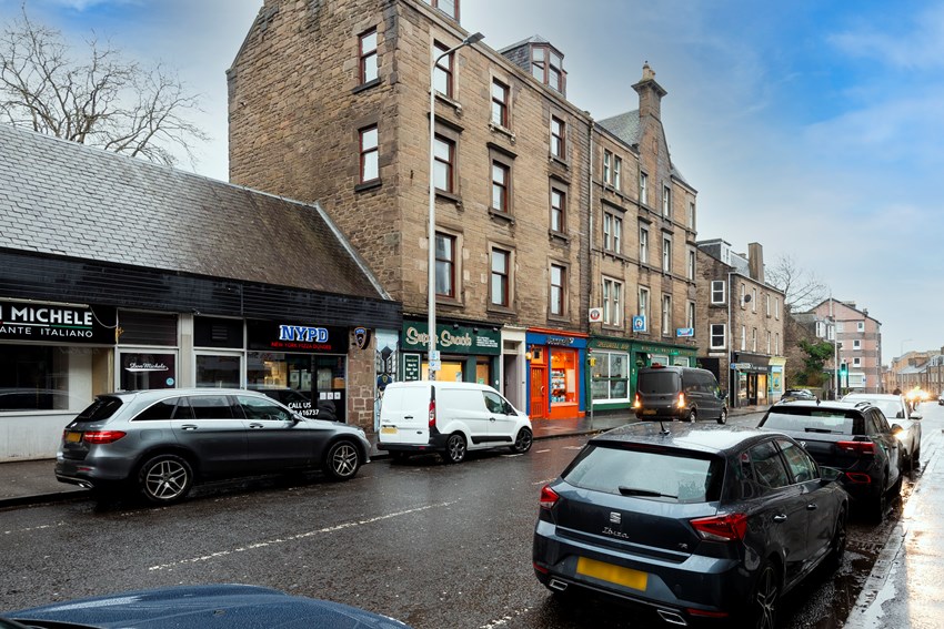 2/1 171 Perth Road