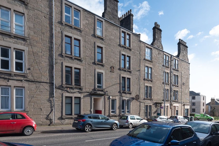 3/R 157 Strathmartine Road Dundee