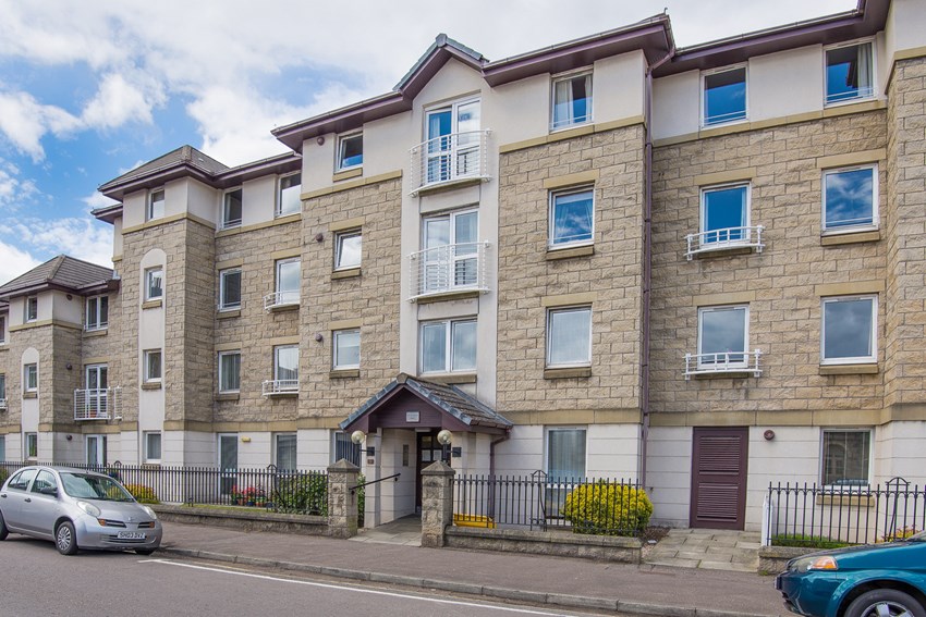 Flat 31 St. Vincent Court 131 St. Vincent Street