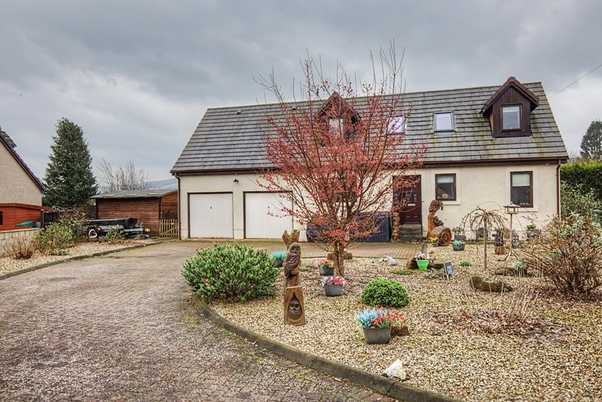 18 Milton Lane Finavon Forfar