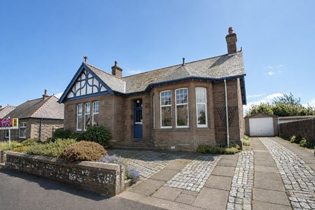 Hazelbank, 21 Taylor Street, Forfar DD8 1FB