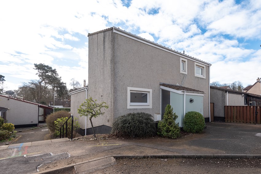 4 Bonspiel Gardens Broughty Ferry, Dundee